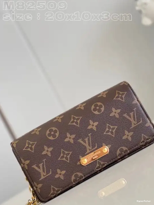 Chain LOUIS Wallet On VUITTON Lily 0516